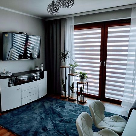 Apartamento Apartament Kolobrzeg 3P Jarzebiny Czerwonej Exterior foto