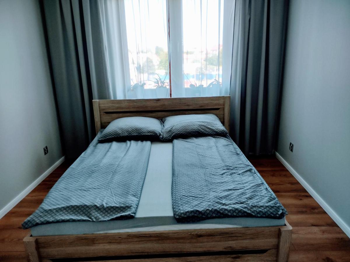 Apartamento Apartament Kolobrzeg 3P Jarzebiny Czerwonej Exterior foto